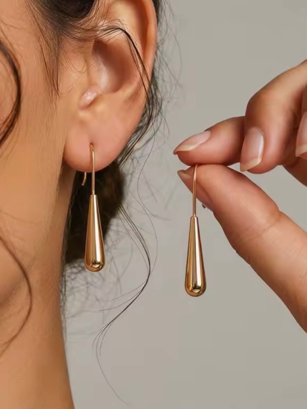 Gold Teardrop Dangle Earrings - Elegant Women's Jewelry